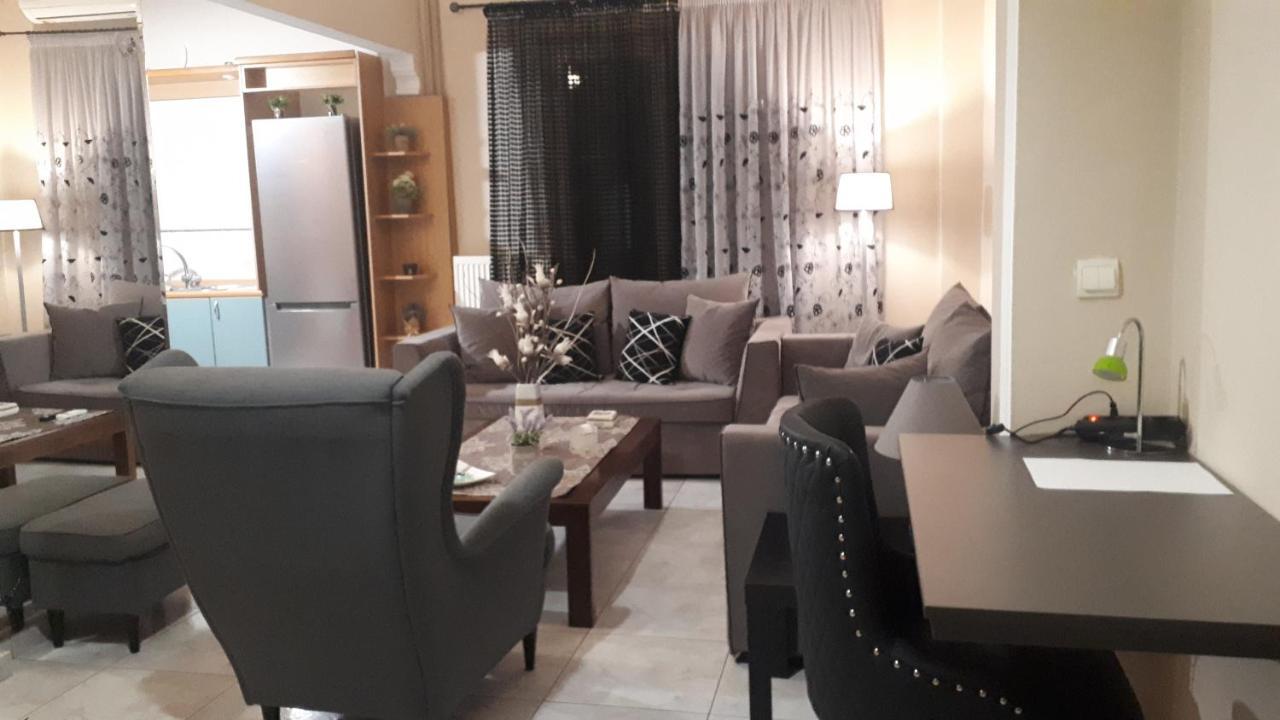 Modern Apartment Chania Center Bagian luar foto