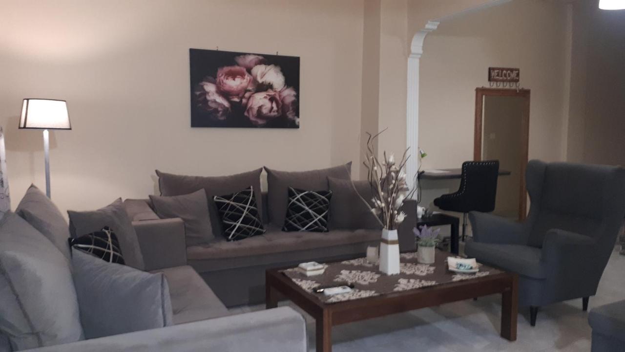 Modern Apartment Chania Center Bagian luar foto