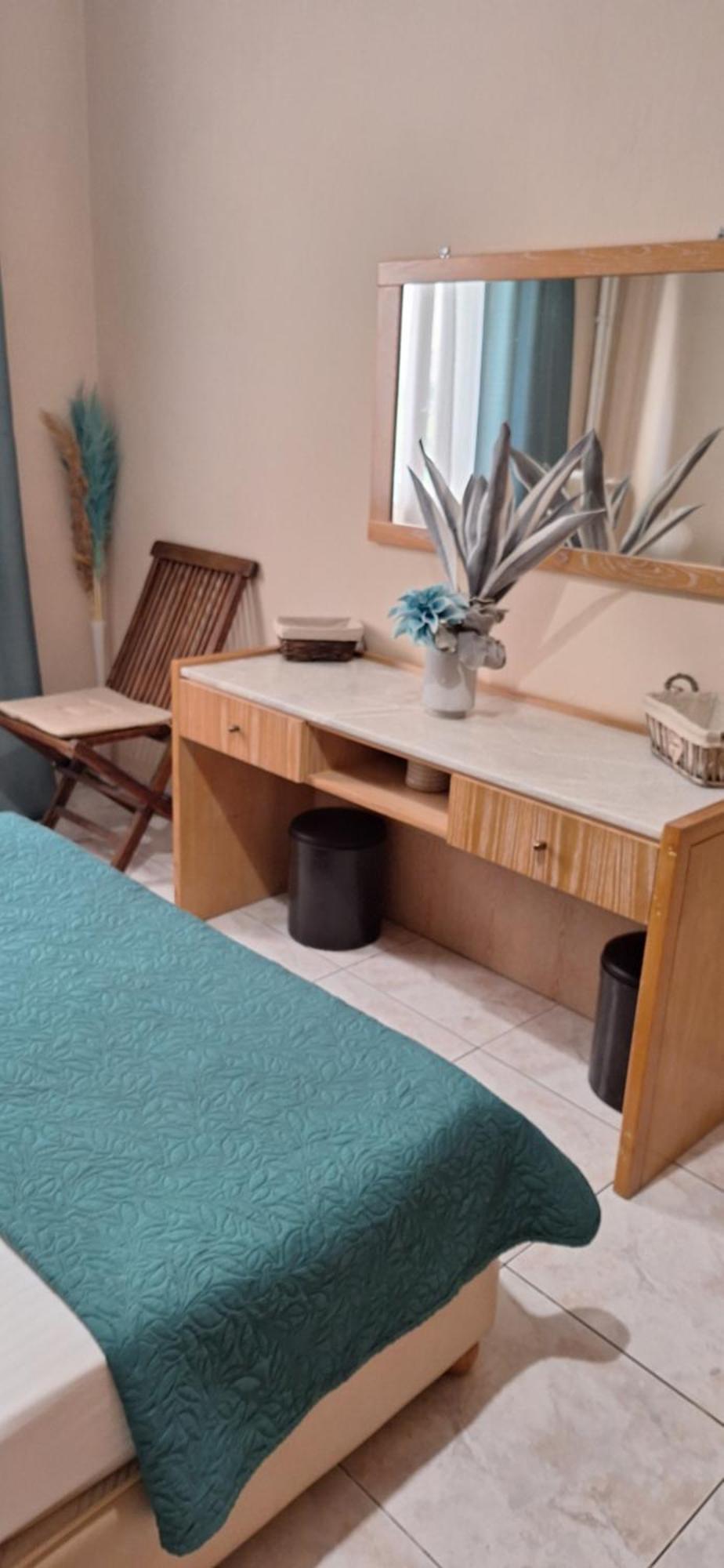 Modern Apartment Chania Center Bagian luar foto