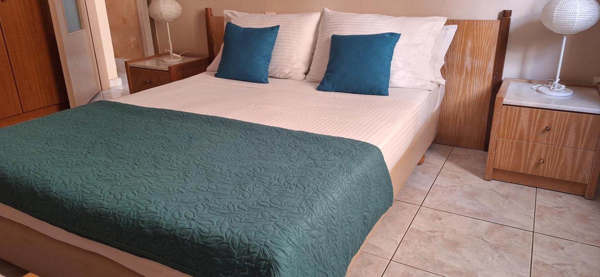 Modern Apartment Chania Center Bagian luar foto