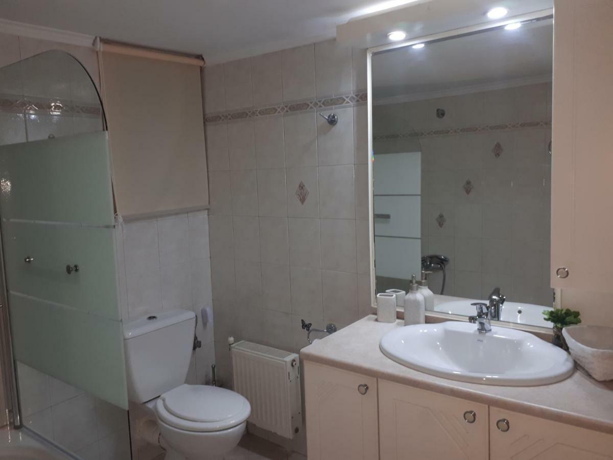 Modern Apartment Chania Center Bagian luar foto